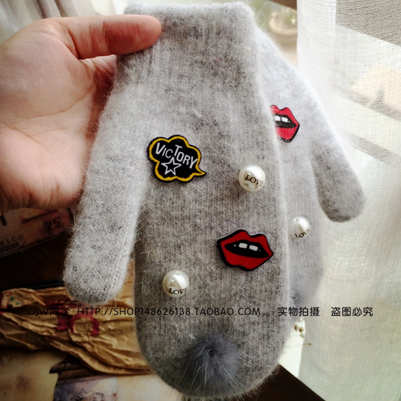 

New Winter Gloves Women Fashion Cartoon Gloves Fur Full Finger Knitted Mittens For Female Free Shipping