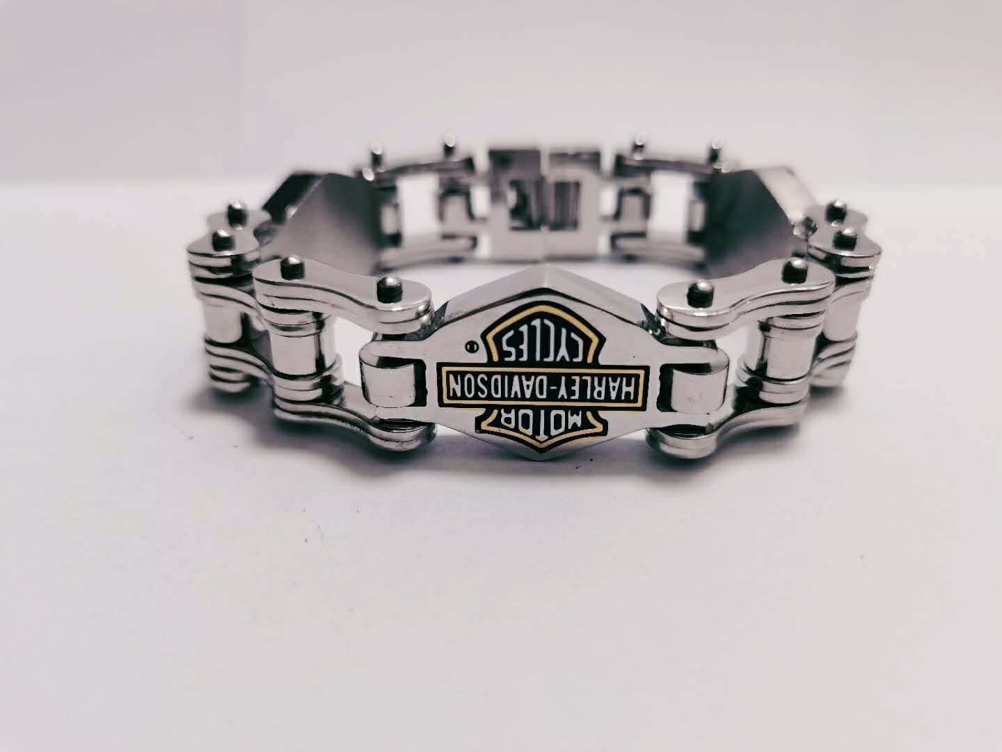 

Men's jewelry silver black color stainless steel Harley bracelet European and American fashion trend Harley jewelry free shipping