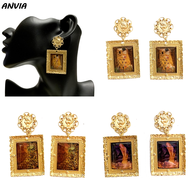 

Baroque Classic Dangle Earrings Gustav Klimt The Kiss Picture Drop Earrings Women Hyperbole Personality Fairly Jewelry Hot Sale
