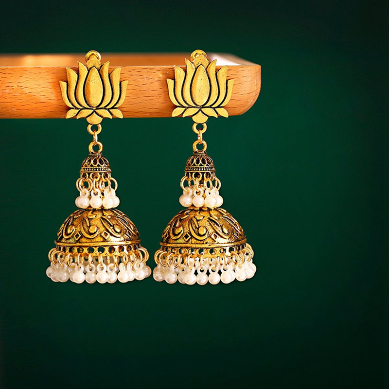 

Vintage Afghan Gold Lotus Carved White Bead Tassel Earrings 2020 Boho Ethnic Gypsy Drop Dangle Jewelry Earrings For Women