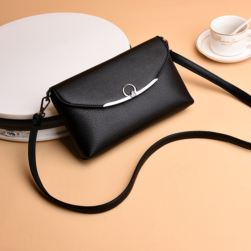 

Middle-aged Women's Clutch Bag Shoulder Oblique Simple Delicate Small Bag Mommy Soft Leather Coin Purse Mother-in-Law, Black