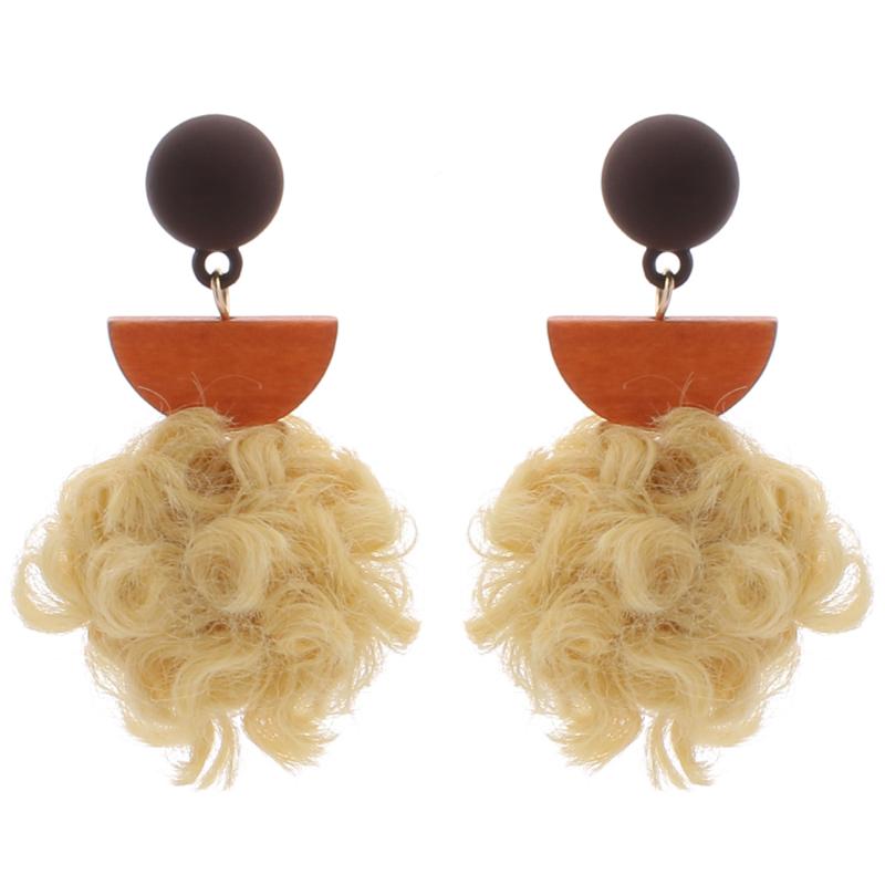 

Badu Fluffy Drop Earrings Trendy wooden woolen Ball Earring for Women Pom Pom Dangle Earings 2020 Fashion Jewelry Wholesale