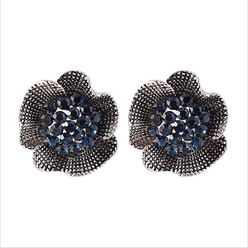 

S925 Needle Flower Crystal Earrings for Women Fashion Earrings With Feminine Charm Korean Style Jewelry Accessories