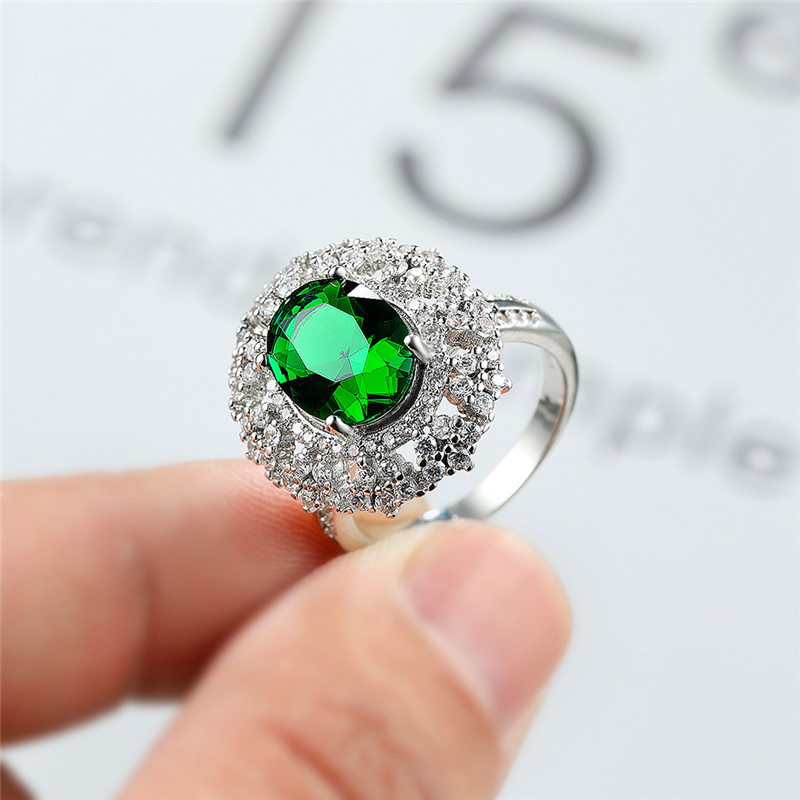 

Vintage Female Green Crystal Stone Ring Classic Silver Color Thin Engagement Rings For Women Luxury Zircon Oval Wedding Ring