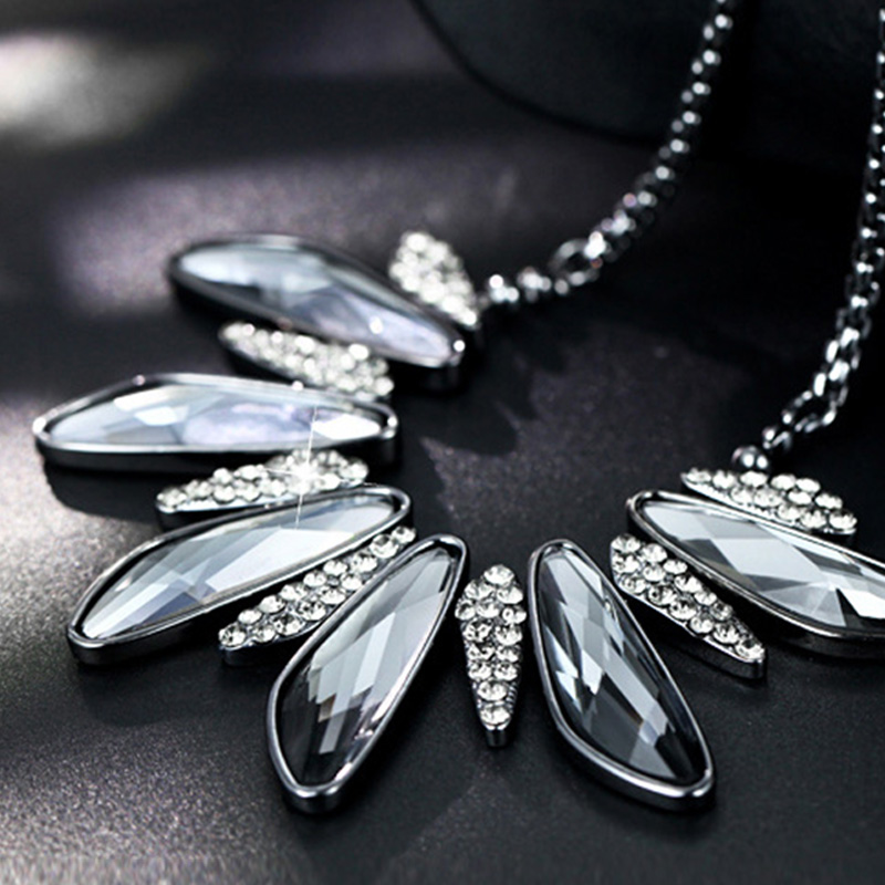 

Clothing accessories pendant necklace irregular large particles shiny personality fashion exaggerated jewelry clavicle chain
