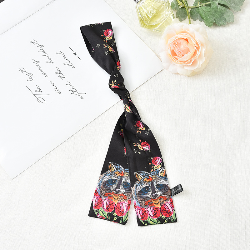 

2020 Luxury Silk Scarf Women Long Hijab Hair Small Neck Scarves Handle Bag Ribbons Raccoon Print Shawls and Wraps Bandana