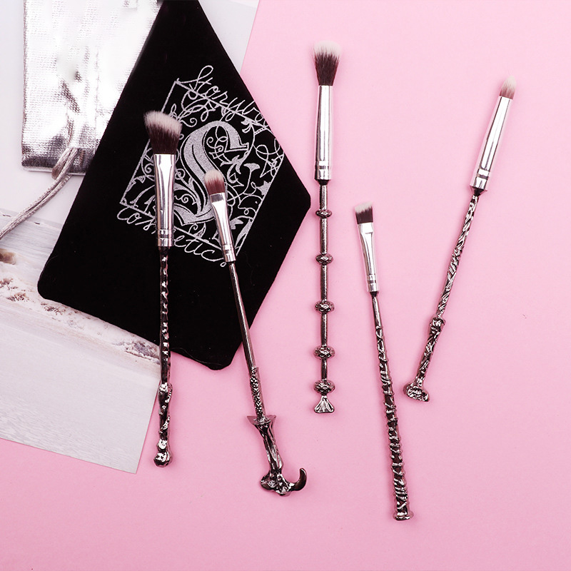 

Profession Makeup Brush Sets Magic Wand Eye Shadow Brush Beauty Comestic Tools 5PCS/set
