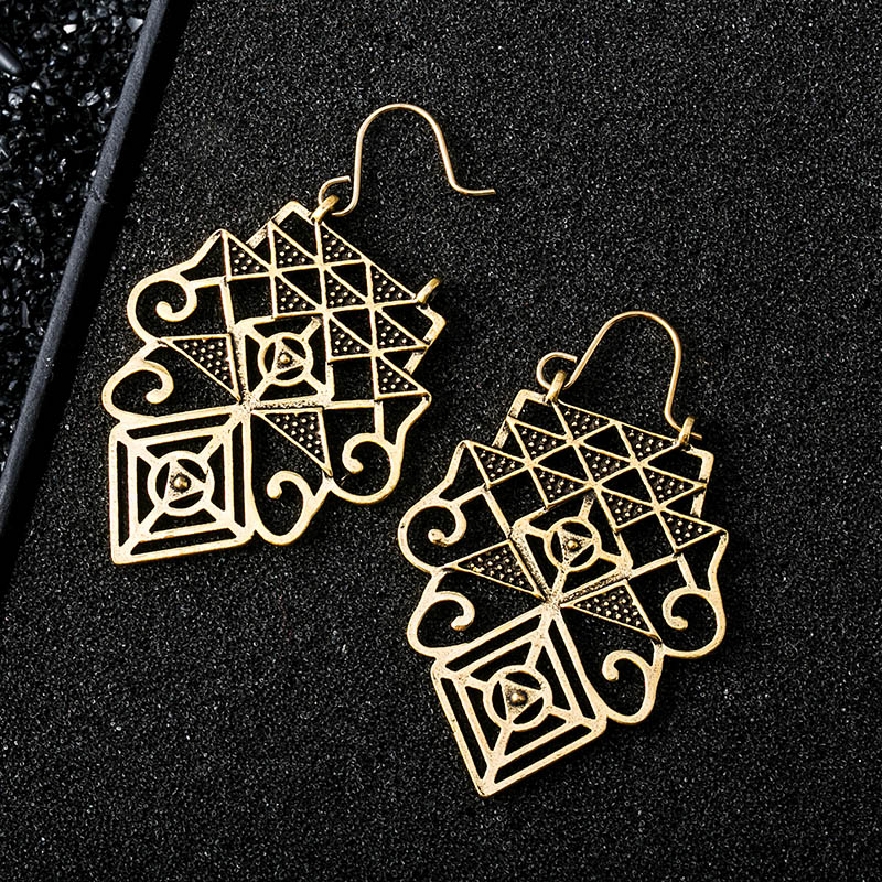 

Tribal Brass Earring Dangle Drop Earring Flower Ornate Swirl Gypsy For Women Boho Vintage EAR00C04B