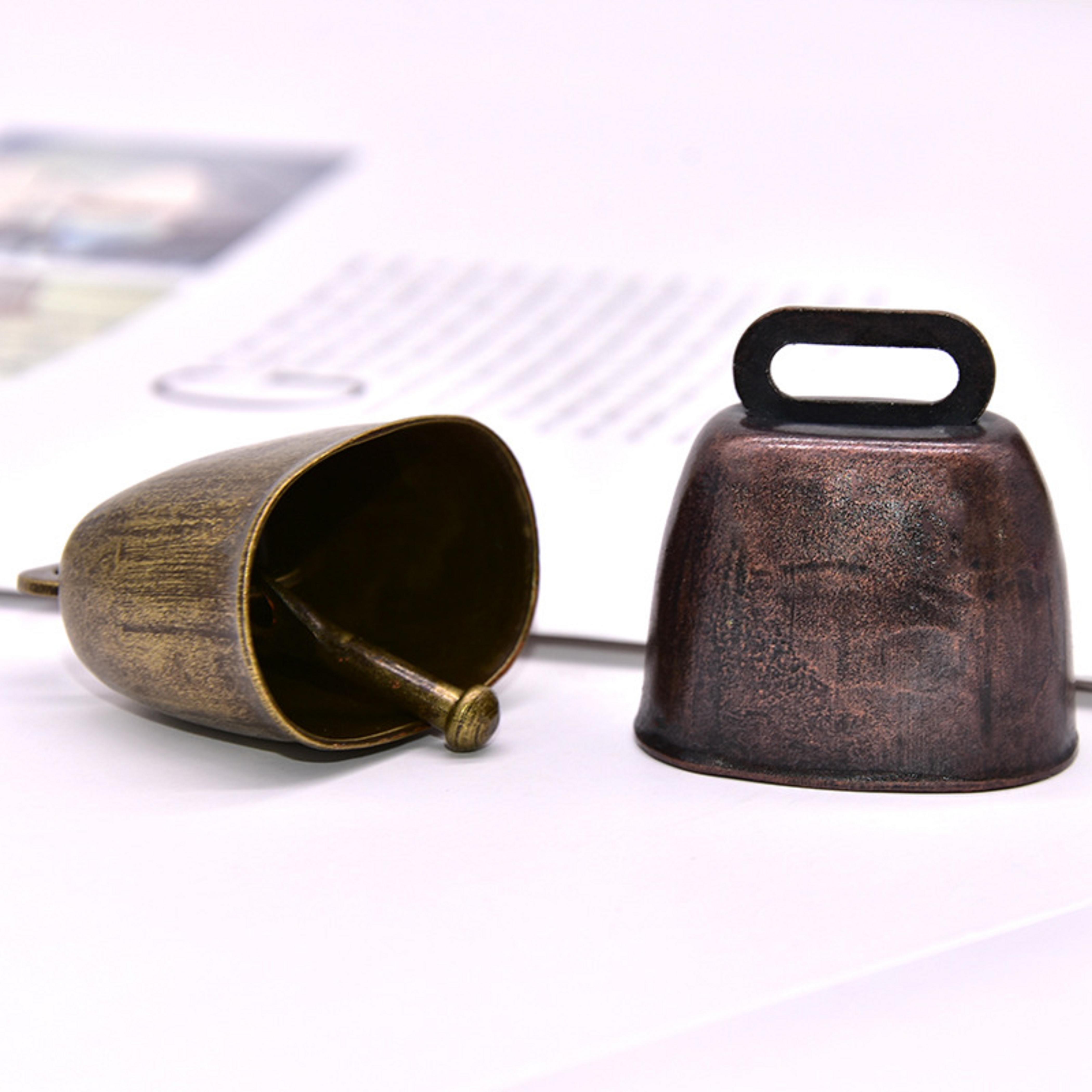 

Vintage rusty sheep and cow Bell ,Christmas farm bell Cow Bell, Vintage Metal Cow or Sheep Bell for dog Shepherd Dog bells