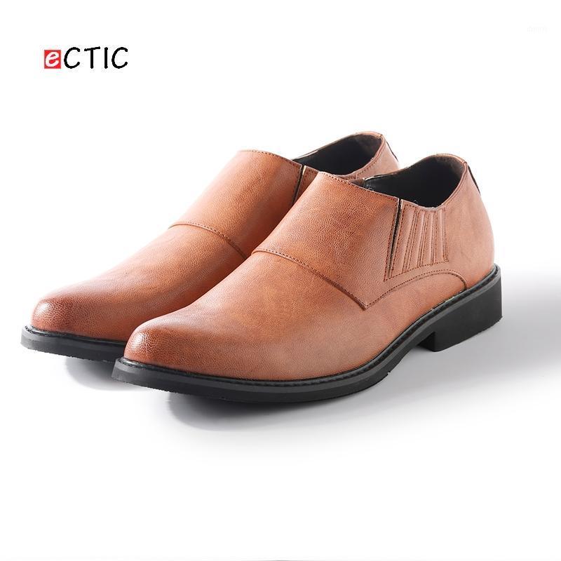 

2020 New Arrival Mens Formal Dress Brogue Shoes Pointed Toe Leather Oxfords Business Studded Casual Wingtip Shoes1, Black