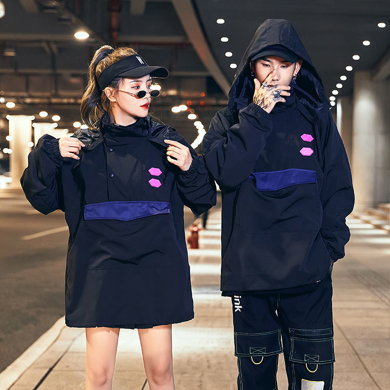 

2021 New Autumn the New Stripe with Hood Sports Clothes Loose Black Thin Tools Warm Jacket Free Shipping for Sale QN9O