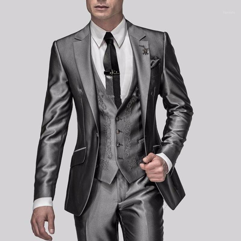 

2020 Custom Made 3 Pieces Gray Wedding men Suit Men One Button Suits Two Pockets terno masculino casamento groom wedding suit1