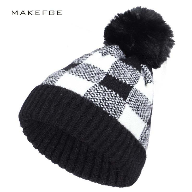 

European and American Hat Ladies Checkered Color Matching Knitted Hats Korean Thick Warm Ear Protection Woolen Caps Gorros Mujer, Black