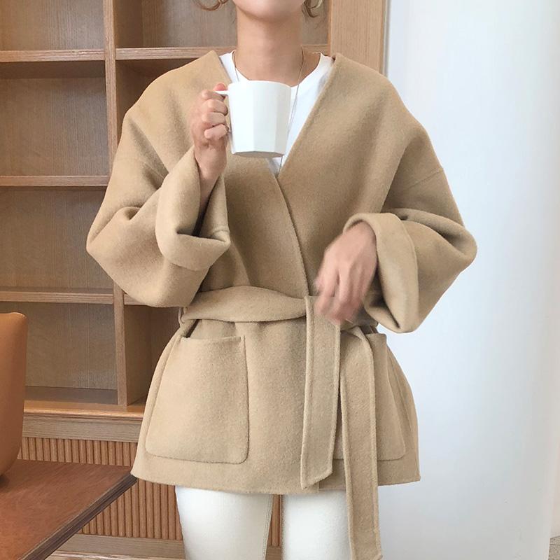 

Korea Chic Autumn And Winter Temperament V-Neck Tie Waist Double Pocket Wild Long-Sleeved Cardigan Woolen Jacket Women, Khaki