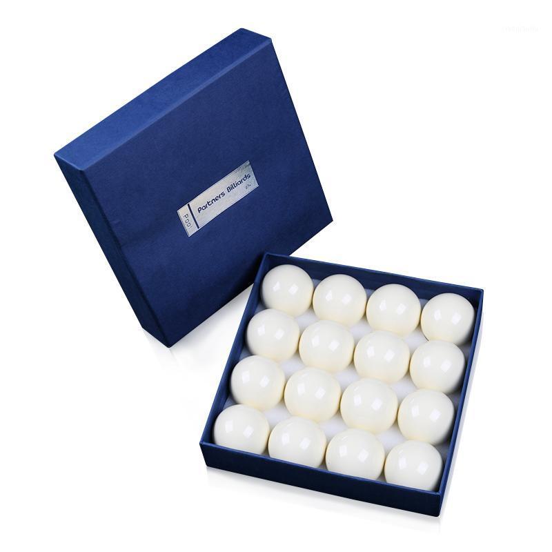 

Factory price 52.5mm/57.2mm billiard pool cue ball 16pcs/box for sale1