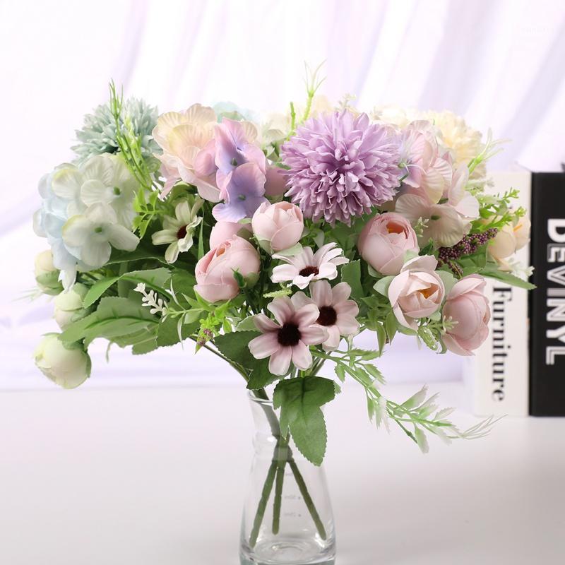 

1 pieces Christmas decorations for home Artificial bouquet Wedding Holding flowers Flower arrangement New Year Candy boxes gifts1
