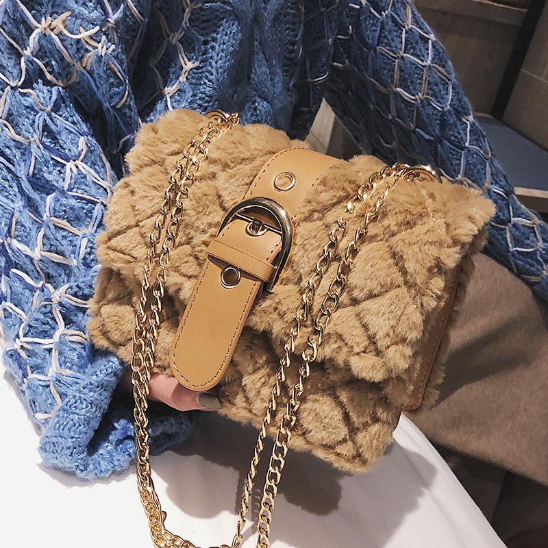 

2021 Winter Fashion Women's Designer Shoulder bag soft plush Ladies Lock Chain Party Shoulder Messenger Bag, Black