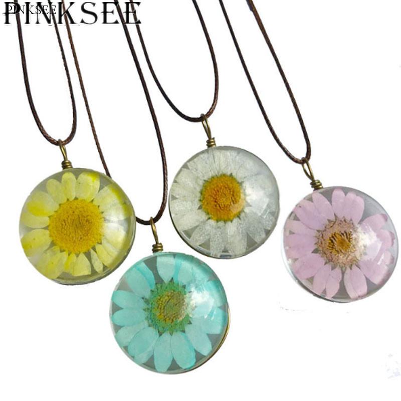 

PINKSEE Dried Flowers Glass Wish Daisy Necklaces Black Leather Statement Pendants Necklace For Women Jewelry Accessories