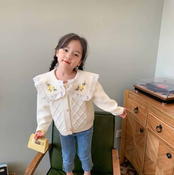 

2021 new girls embroidery knitted sweater cotton Spring fashion full sleeve girls cardigan 2-7 years YL222, Beige