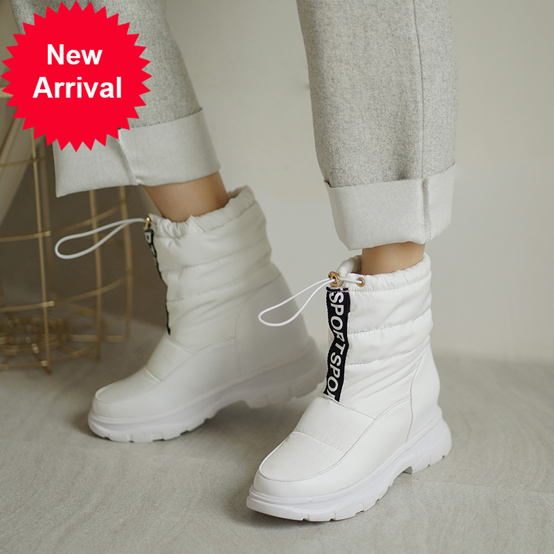 

2021 The New Sweet-toed Round-foot Warm Winter Plush Snow Black-up Black Tie-up White Heel Platform Feminine Size Boots 434e