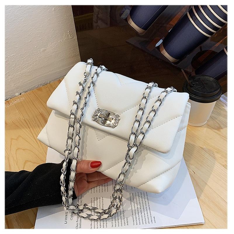 

High Quality Handbags 2021 Popular New Trendy Fashion Ladies All-match Messenger Bag Embroidery Thread Chain Small Square Bag, Black