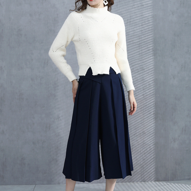 

2021 New Autumn Style Long Sleeves Elegant Hollow Released Sweater Tempers Plied Baggy Pants of Women Two-piece Suit Xgjc, Navy blue.