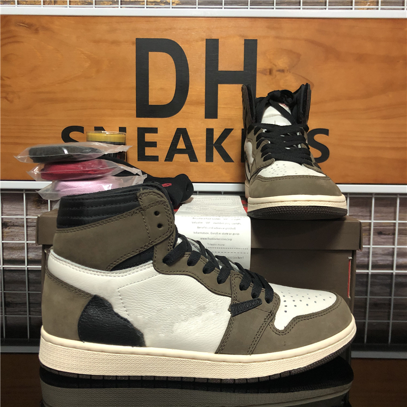 

Top Quality Retro Men Women Jumpman 1 1s High Basketball Shoes Dark Mocha UNC University Blue Fearless Obsidian Mens Womens Outdoor Sport Trainers Sneakers With Box, Style 49