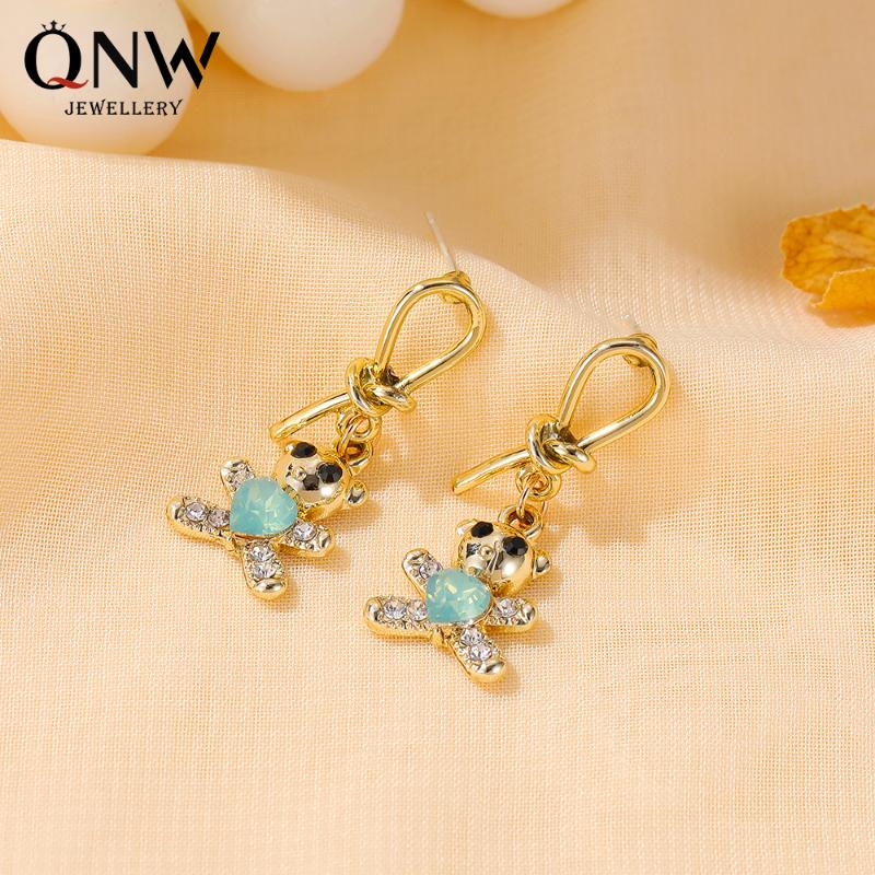 

New Korean Fashion Cute Little Bear Animal Personality Knot Loving Earrings