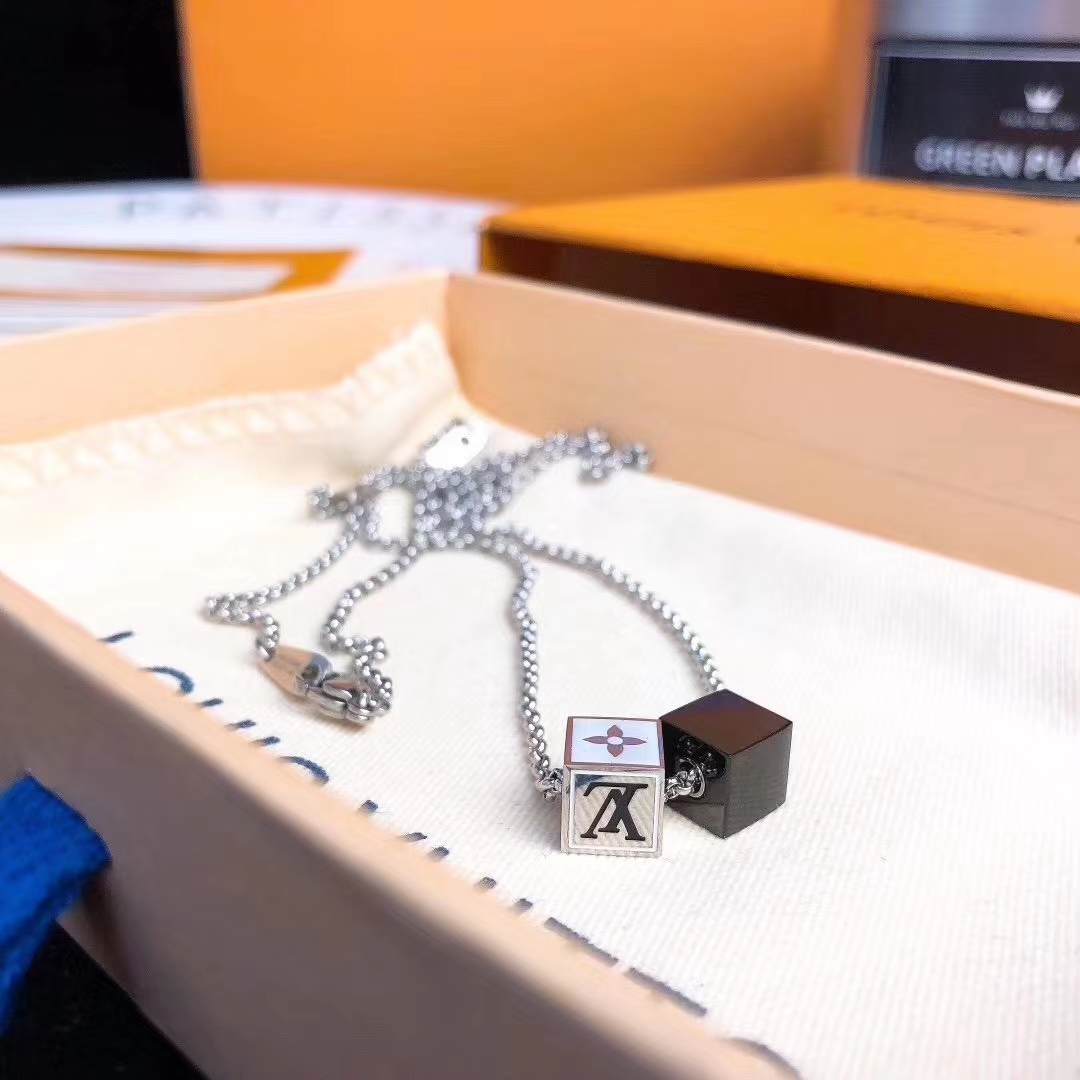 

Fashion Jewelry brand Stainless Necklaces silver colors Pendant Necklaces Bangles pulseiras For Women with Gift box
