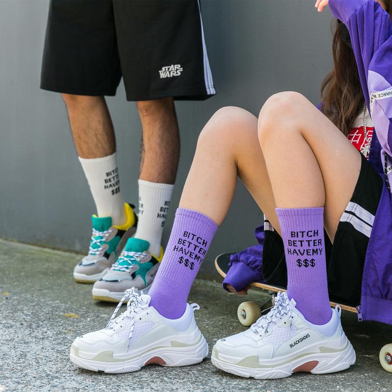

New Fashion Unisex Outdoor Sports Long Socks Skateboard Harajuku Hip Hop Tube Socks Street Style Cool Couple Long Men Crew, Random