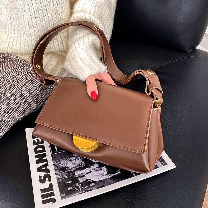 

HOT Niche Design Handbags 2021 Autumn/winter New Wild Ins Fashion One-shoulder Messenger Bag Square Bag Underarm Width: 24cm, Black