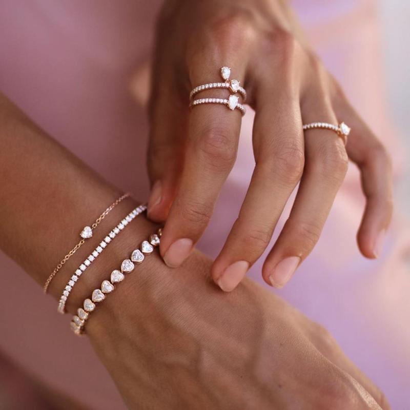 

5A iced out bling cubic zirconia heart shaped cz tennis chain bezel heart bracelet 2021 valentine's gift for girlfriend lover