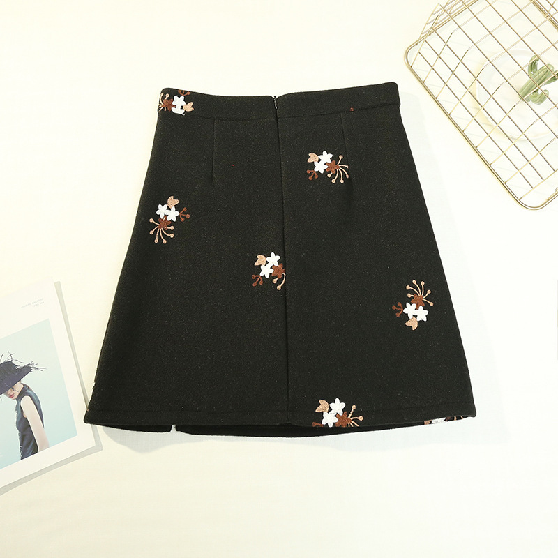 

2021 High Waist Skirt Women Embroidery Plus Size Flower Print Midi Skirts New Arrivals Elegant Saias Causul Autumn Winter Ksp6, Beige