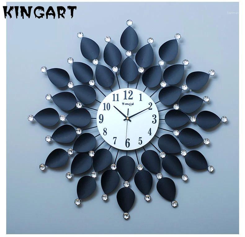 

Diamond Wall Clock Iron Art Metal Crystal 3D Large Wall Clock Round Watch Big Diamond Hanging Clocks Home Decor Art1