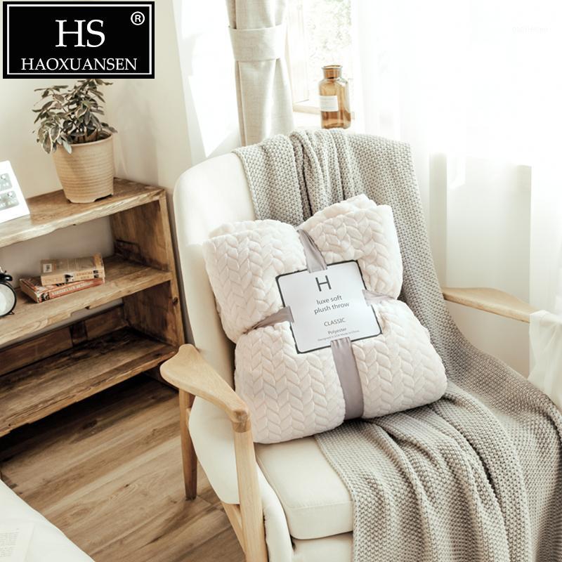 

Luxury Warm Solid Color Sherpa Throw Blanket Super Soft Flannel Fleece Blankets Fashion Reversible Design For Winter Sofa Bed1
