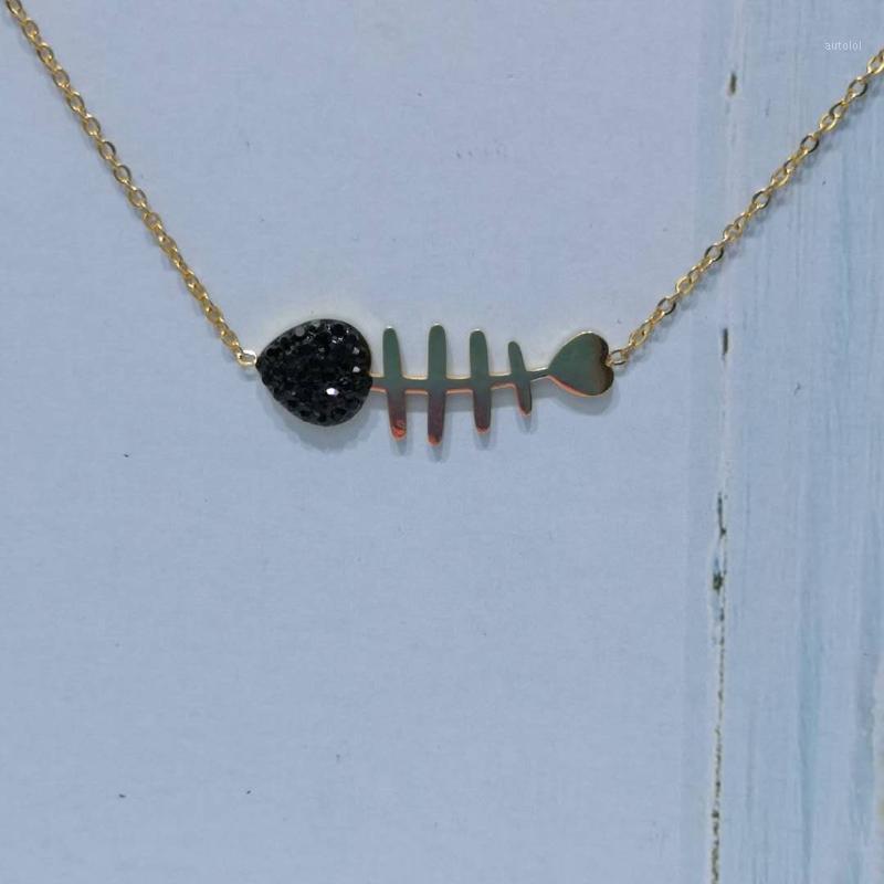 

CLAIRE ECO-Certification Good Stainless Steel Necklace 45cm Curb Chains Black Rhinestons HEART of FISH BONE 30mm Pendant Girls1