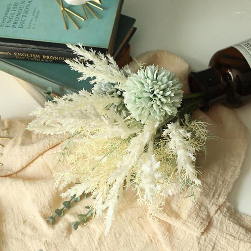 

1 Bunch Artificial Hydrangea Flowers For European Party Fake Bulrush Wedding Home Flower Hydrangea Silk Decoration Bouquet A9M61, Champagne