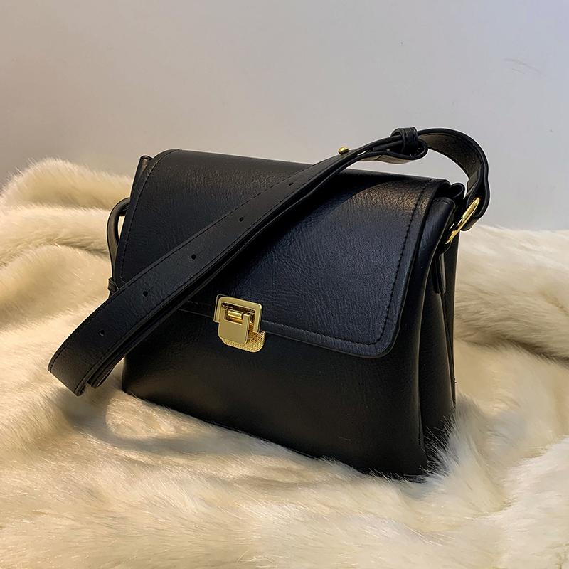 

Casual Black Flap Bag PU Leather Shoulder Bag Woman Crossbody Messenger Gold Metal Handbag