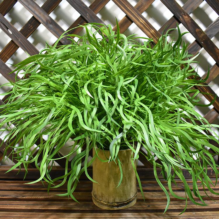 

Green Plant Spray Color Flat Grass Soft Silcone Handfeel Plant Wall with Wood Model Fern Epipremnum Aureum Leaf Rich Grass Aquat, Spray color flat grass red
