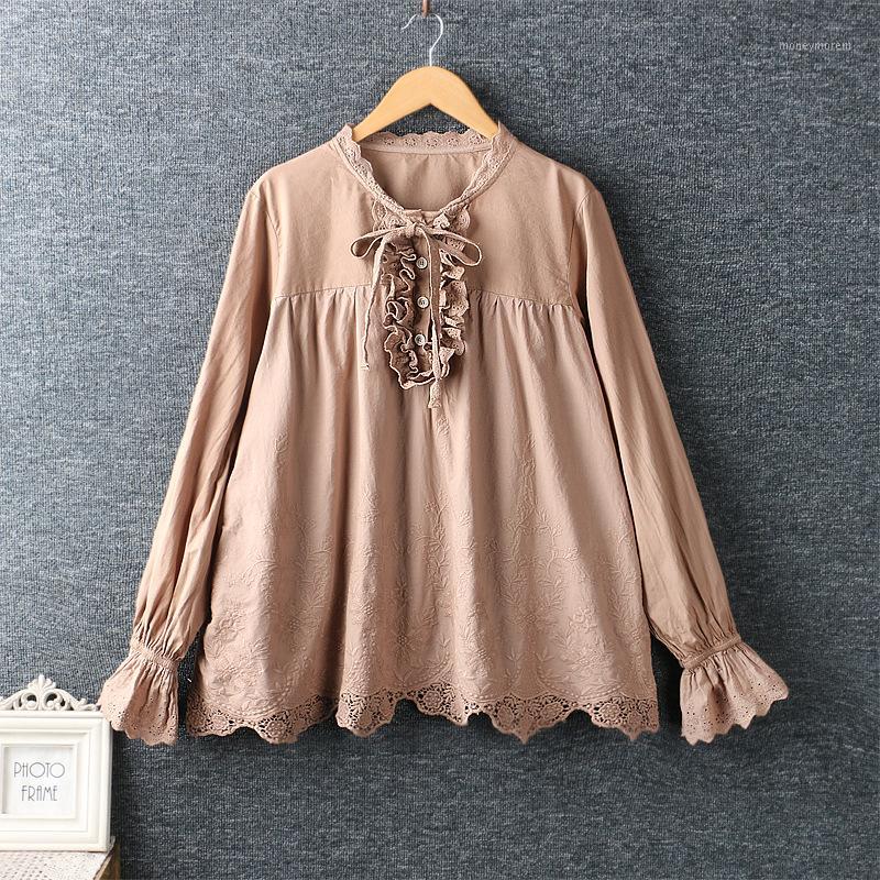 

2020 autumn forest shirt Japanese sweet small fresh lace round neck cotton and linen doll shirt loose top1, Beige