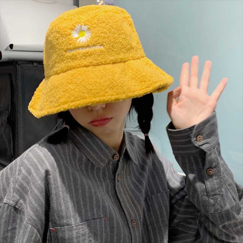

New autumn and winter Teddy velvet fisherman's hat female sunshade hat autumn and winter warm female round basin, Black