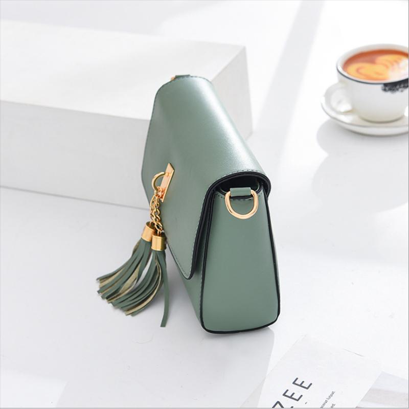 

2020 New Fashion Modern Simple High Feeling Bag Versatile Women's Handbag Crossbite Foreign Style Broadband Fashion Cow Leather, Black