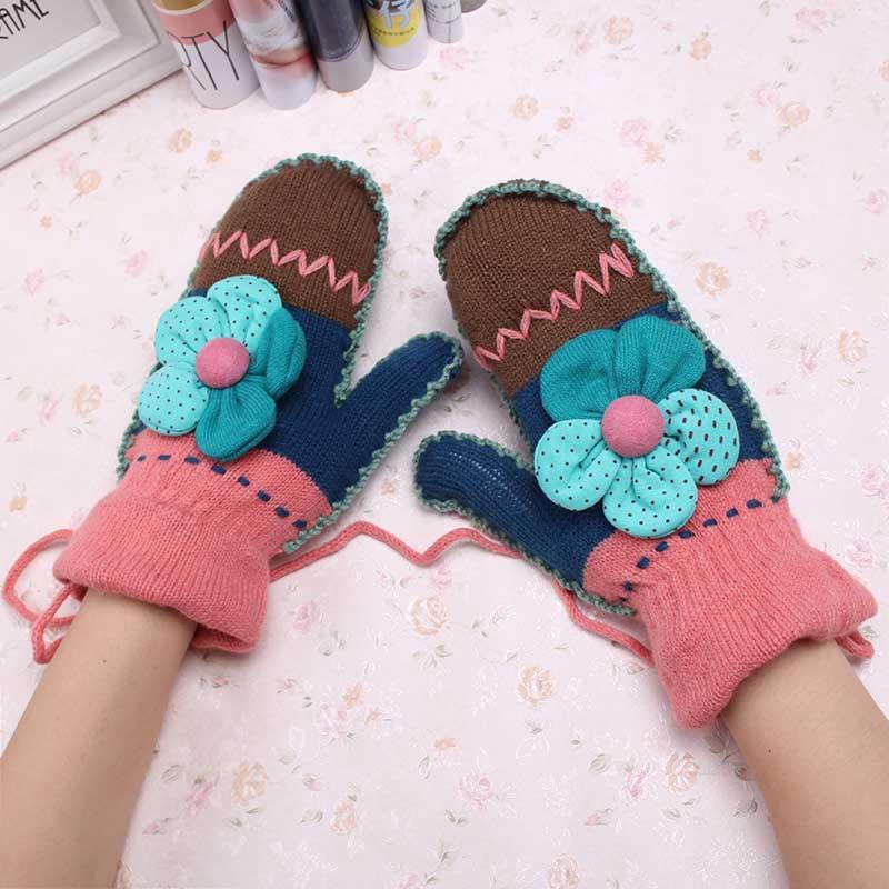 

C New Korean Female Warm Gloves Cartoon Knitted Halter Mittens Sun Flower Pattern Guantes Cold Winter Women Lanyard Glove