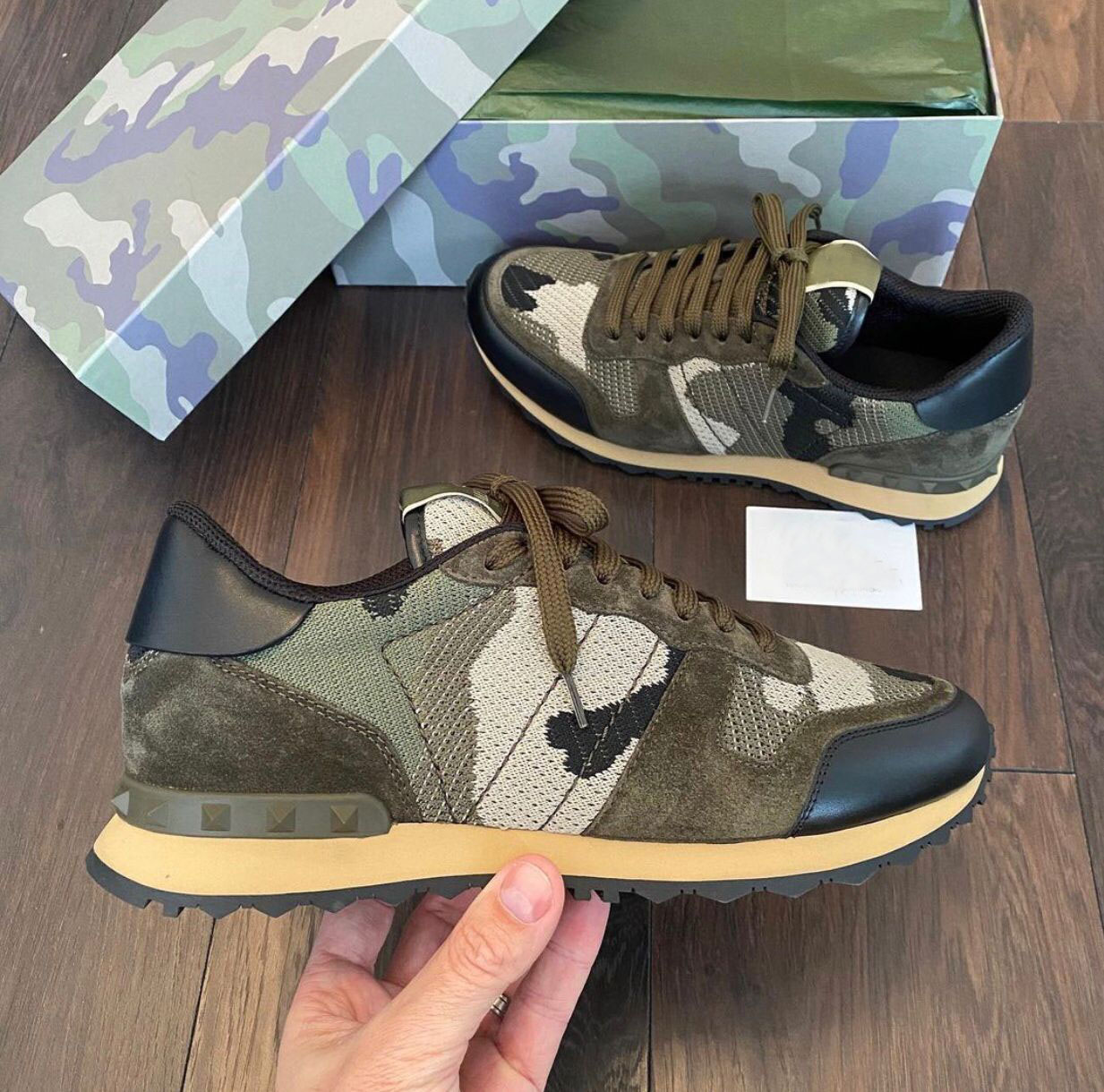 

[Original Box] Mesh Camo Leather Rock Stud Sneaker High Quality Casual Walking For Women,Men Camouflage Rockrunner Outdoor Trainer EU35-46
