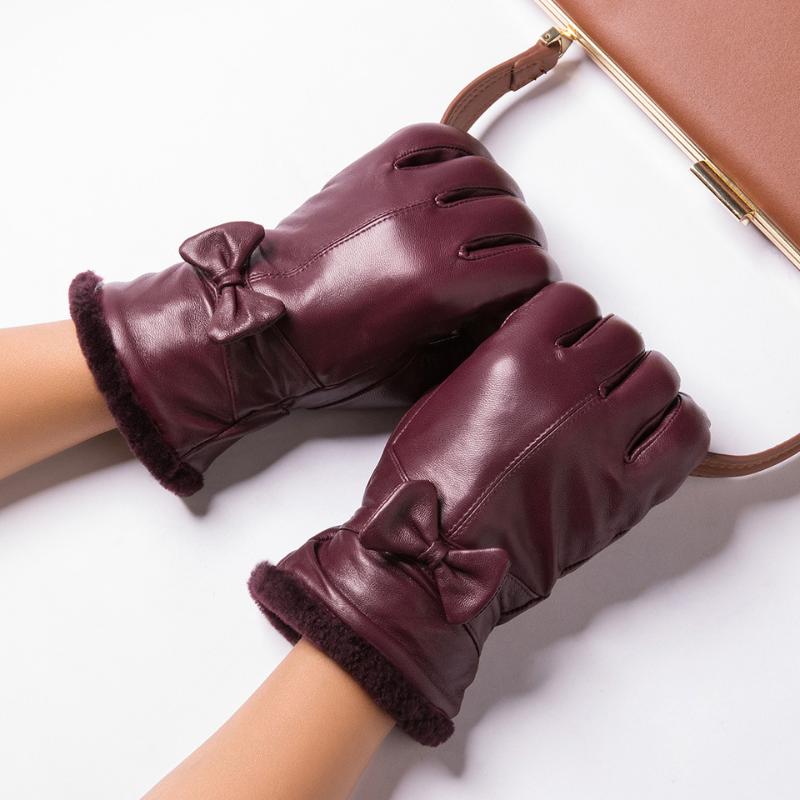 

winter accessories for women 2020 Genuine sheepskin gloves thick Mittens Winter thermal cycling Gloves Women leather