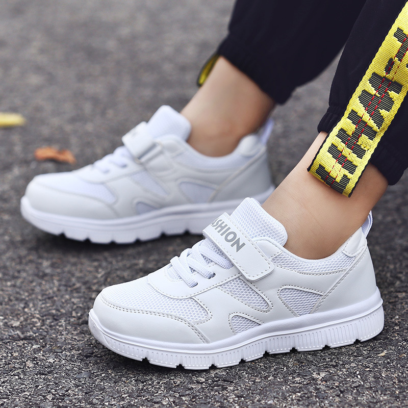 campus sports shoes price