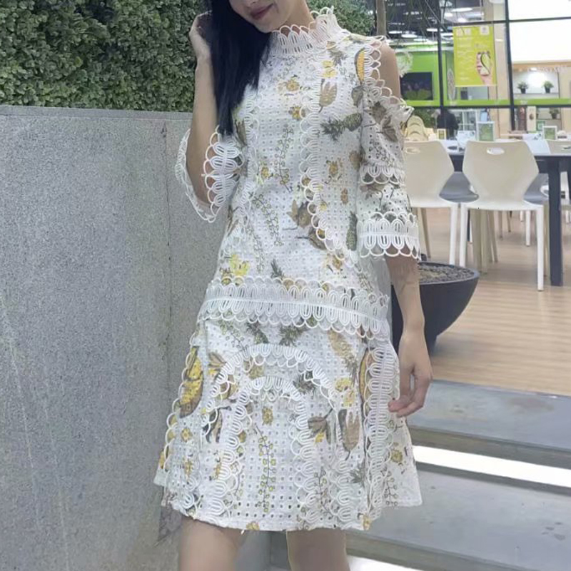 

2021 Summer New Water-soluble Hollow Flower Style Retroprint Short Sleeve Dress Fine Women' Clothes High Quality O589, Multiple