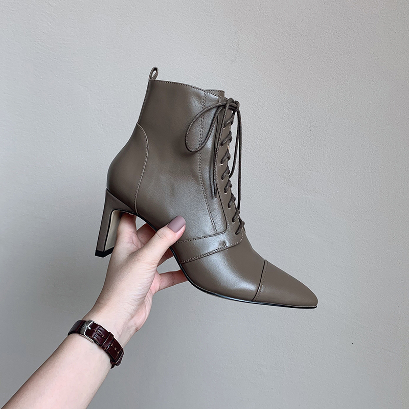 

2021 Women Superior Fall and Winter Pointed Fingers at the Big Foot Classic Fashion Short Stuffed Warm Boots E2EM, Grey-velvet