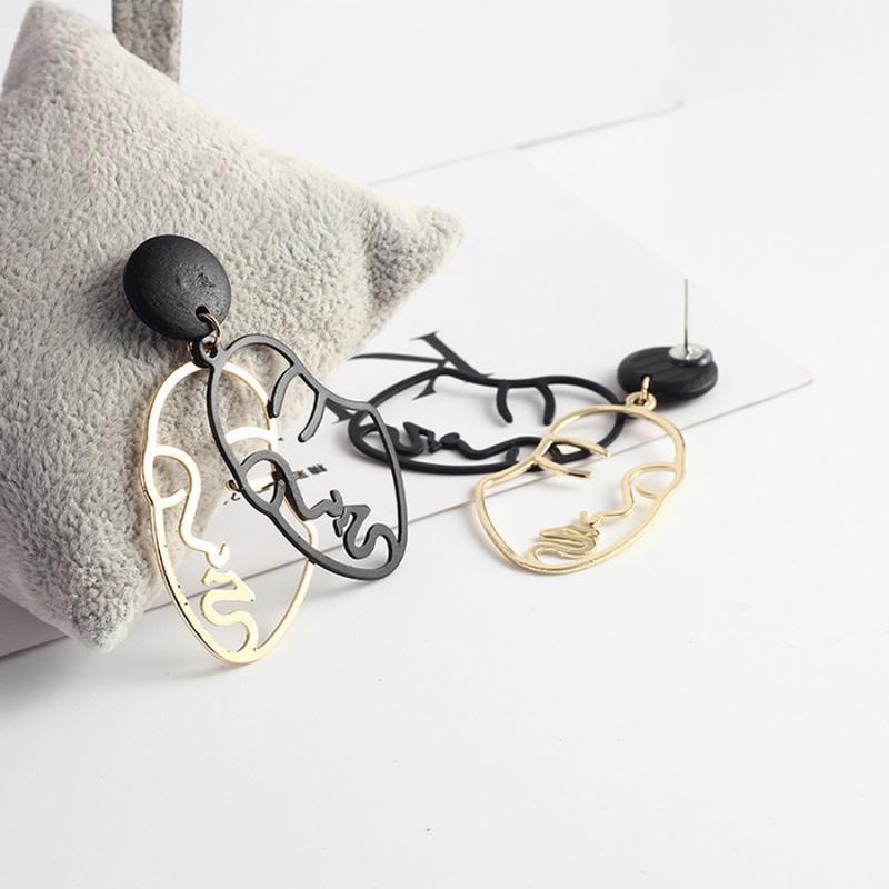 

Retro Human Face Hollow Drop Earrings for Girl Women Fashion Jewelry Accessories Wholesale1