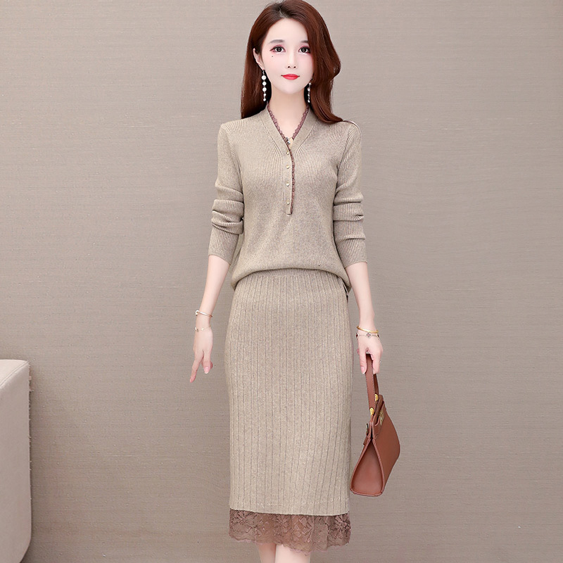 

2021 New Spring new women's clothing dress and autumn temperament knitting lace dressed in two tender pieces, Khaki.